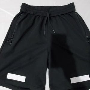 Off White Seeing Things short